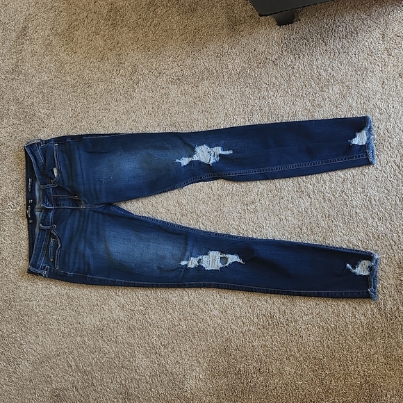 Hollister Denim - Hollister distressed skinny jeans Size 27 waist